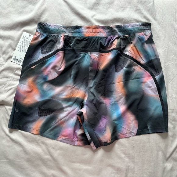 Lululemon Pace Breaker Shorts - Picture 2 of 3